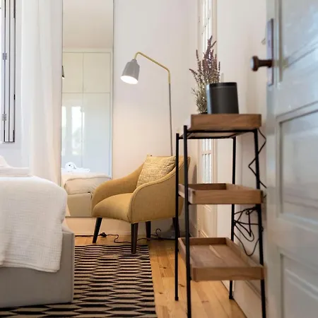 Apartment Doura W/ Ac & Balcony By Lovelystay Porto