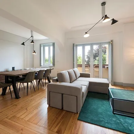 Doura W/ Ac & Balcony By Lovelystay Apartment Porto